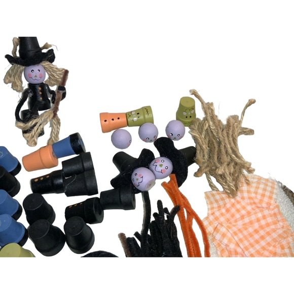 Halloween Wooden Witch and Monster Craft Pieces- Easy Craft Project - Picture 6 of 8